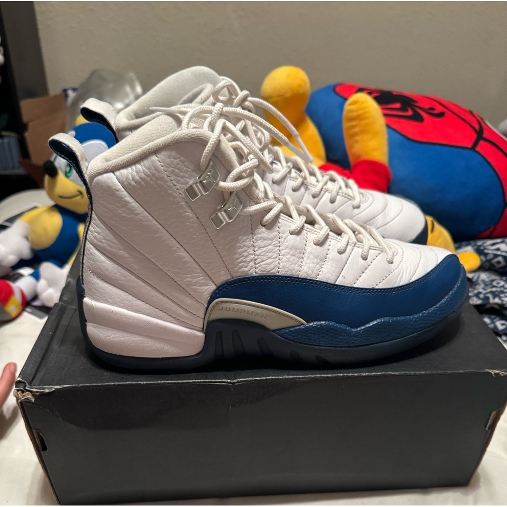 Jordan 12 French blue